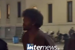 意媒：国米昨晚举行圣诞晚宴，球队和名宿出席，图拉姆新发型亮眼