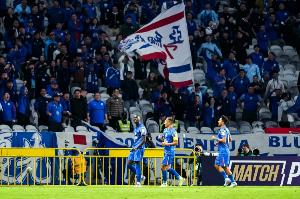 记者：申花将时隔两年后再次海外冬训，会有新人随队