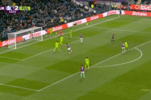 谁的部将？富勒姆中卫巴锡抢断+传切+爆趟+扣飞对手，最后打飞机