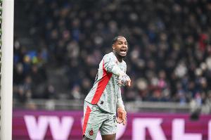 米兰总监塔雷：没听说过迈尼昂续约要800万欧年薪，我们正在谈判