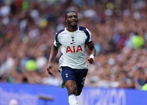 库杜斯：我们今天没创造出足够的机会 在英超赢一场比赛非常困难