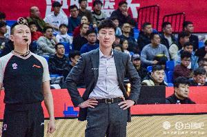 还是没抗住！四川次节9-24净负青岛15分 半场分差上双