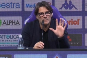 迪马：佛罗伦萨正在评估主帅瓦诺利，开会讨论球队的未来