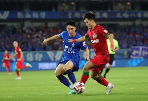 直播吧：云南玉昆敲定5名内援 黄紫昌、徐新、邓涵文、王智峰加盟