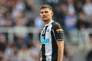 愤怒转化动力！吉马良斯：球队只有一条球可走，就是击败所有对手