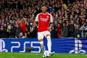 罗马诺：本·怀特将至少伤缺一个月，阿森纳希望他1月中旬复出