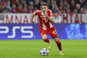 22场6球2助攻！17岁卡尔近3个月已打破德甲+欧冠5项最年轻纪录