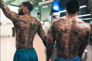 霸气侧漏！小佩顿满背美杜莎头像+伏地魔纹身！