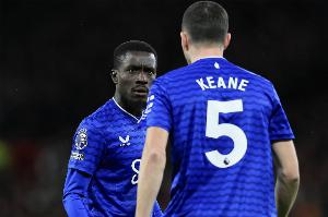 VAR管理官员：盖耶掌掴基恩应该被红牌罚下，规则已经很清晰