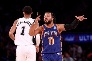 迈克·布朗：谈及NBA杯MVP 布伦森的名字绝对是最先被提及的之一