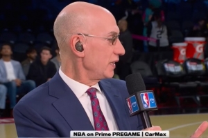 萧华：篮球是球星驱动的运动 球迷就是来看明星球员打球的