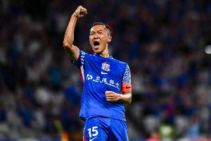 直播吧：36岁吴曦大概率续约上海申花，将随队参与海外拉练