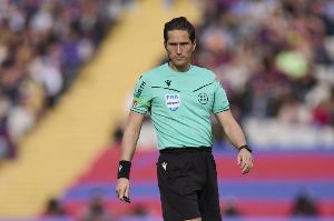 阿斯：西足协推出裁判实时数据工具，用智能手表输入比赛信息