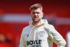 记者：菲尔克鲁格明确表示想加盟米兰，俱乐部间讨论过买断选项