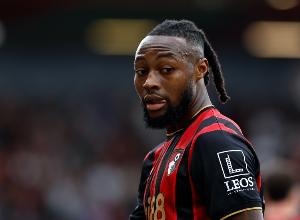 电讯报：曼联冬窗全力签下塞梅尼奥！曼城有意但瓜帅未来不确定