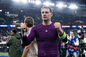 法尔克：现在诺伊尔续约的可能性为50%，3月后会谈判