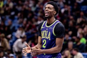 湖人馋哭！😍赫伯特·琼斯8刀高光：4核心全中招 KD小贾合享6刀