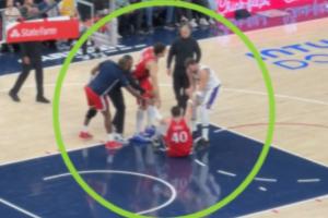 ❤️大于篮球！祖巴茨沮丧坐在地上 东契奇上前握手拉起他！