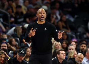 乌度卡：我们的问题远在加时赛之前就出现了 前三节就漫不经心