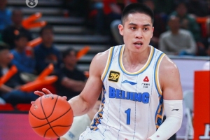带队开赛4连胜&场均22.8分4.8助1.8断！CBA每周一星：陈盈骏