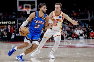 场均14.1分3.4板！戴格诺特：阿杰伊·米切尔关键时刻的成长明显