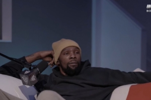 陷相同困境？KD此前谈选择加盟勇士：不用担心一接球就被包夹了