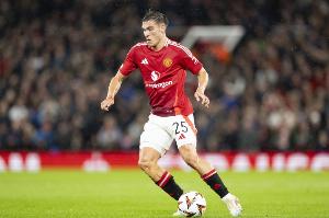 乌加特首发联赛曼联连输7场，创队史首发球员在英超最长连败纪录