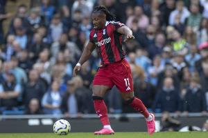 邮报：西汉姆在谈特劳雷，也有意紫百合前锋基恩、狼队前锋拉尔森