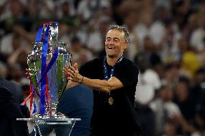 恩里克为巴黎圣日耳曼全队放假9天，12月30日归队恢复训练