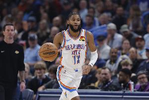 以赛亚·乔：期待第一次圣诞大战 在主场为球迷&家人比赛感觉很好