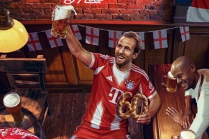 凶残！凯恩2025年为俱乐部和国家队打入60球