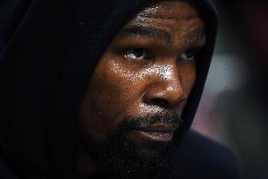 火媒：火箭打弱队比赛末段表现糟糕 这种比赛对季后赛排位很重要