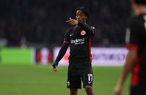 队报：瓦希冬窗将离开法兰克福，尼斯、塞维利亚均有意引进