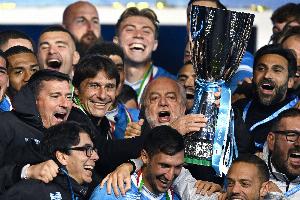 荣誉奖金双丰收！那不勒斯收获950万欧+150万奖金，米兰双雄240万