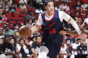 祖巴茨缺阵后尼德豪泽会进入轮换？卢：我们拭目以待