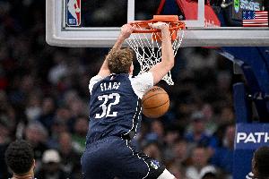 弗拉格最近4场场均26.3分6.8板4.8助1.8帽 命中率45.9%