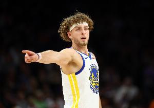 科尔追梦吵架？波杰姆：我什么都没看到也没听到 总有办法解决的