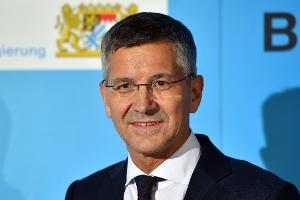 拜仁主席海纳总结2025年：充满变化、激动人心且特别的一年