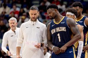 浓眉：锡安替补出战的安排对鹈鹕很有效 他完全发挥了自己的实力