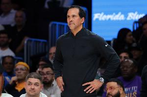 名嘴：热火进攻端打得很有观赏性 但他们在东部是附加赛水平