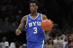 18岁328天！AJ·迪班萨爆砍30+三双 NCAA历史最年轻球员