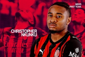 梅开二度！米兰官方：恩昆库当选米兰3-0维罗纳一役队内最佳球员