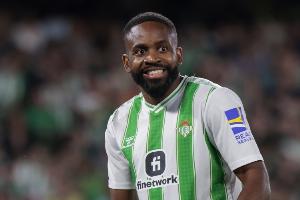 阿斯：尽管巴坎布在非洲杯状态不错，但贝蒂斯仍想在冬窗将他出售