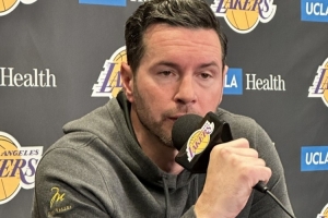 雷迪克：里夫斯原有的时间会分给其他人 但也要考虑阵容合理性