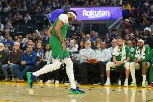 皮尔斯：独行侠该用浓眉交易库明加 那勇士将撼动西部格局