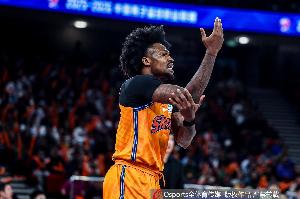 身手全能！布兰登·古德温11中5拿到17分11板9助 正负值+18