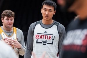 淡厚然：对抗强度和攻防转换方面 国内联赛与NCAA的差距很明显