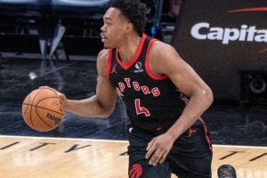 斯科蒂·巴恩斯爆砍23分25板10助 自1980年以来仅约基奇做到过