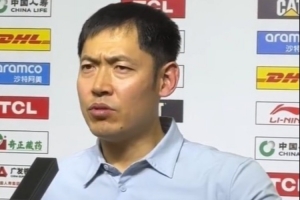 张庆鹏：我的工作做得不到位 困难时要有人站出来将球队抗在肩上