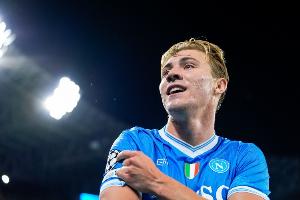 霍伊伦：是否处于生涯最佳时期？我正和一些非常强的球员一起踢球